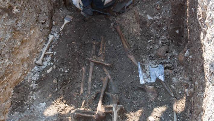 Archäologen bei den Grabungsarbeiten, Foto: Barbara Herbst