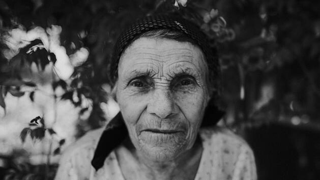 102-J&auml;hrige &uuml;berlebt Corona
