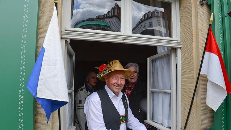 Mit Pankraz Deuber blickt ein waschechter Vertreter seiner Zunft aus dem G&auml;rtner- und H&auml;ckermuseum in Bamberg.  Fotos: Ronald Rinklef