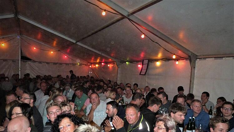 Das Festzelt war wieder gerappelt voll. Foto: Werner Reißaus
