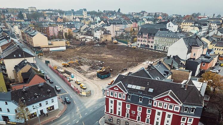 Baustelle: Das gro&szlig;e Areal in der Innenstadt liegt seit 2007 brach - das soll sich so schnell wie m&ouml;glich &auml;ndern. Foto: Mirko Fikentscher