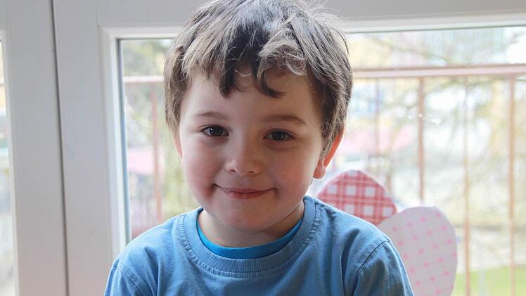 Felix: Ich bin glücklich, dass ich meine Schwester habe und wenn ich ausschlafen kann. Foto: Anja Greiner