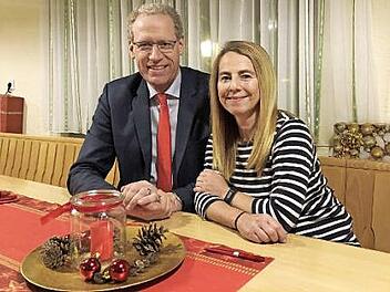 Die nachnominierte SPD-Stadtratskandidatin Claudia Leuschner mit B&uuml;rgermeister German Hacker Foto: privat