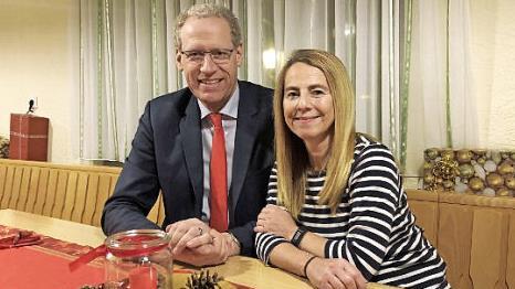 Die nachnominierte SPD-Stadtratskandidatin Claudia Leuschner mit B&uuml;rgermeister German Hacker Foto: privat