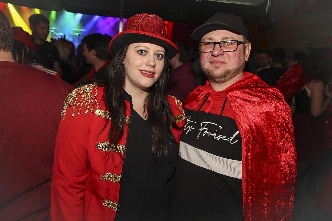 Faschingsparty vom Feinsten in der Stadthalle Stadtsteinach.