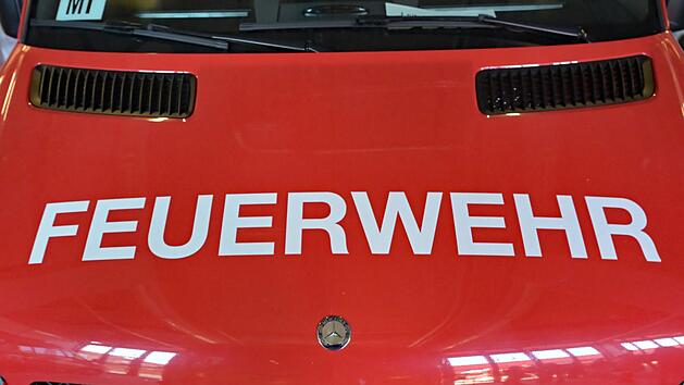 Kreis Forchheim: Kellerbrand bei Abrissarbeiten - Arbeiter verletzt sich