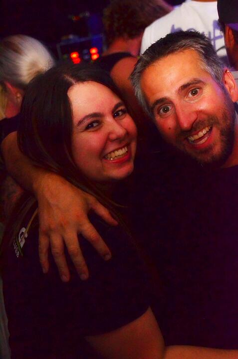 Party mit der Band "CAVELAND"
