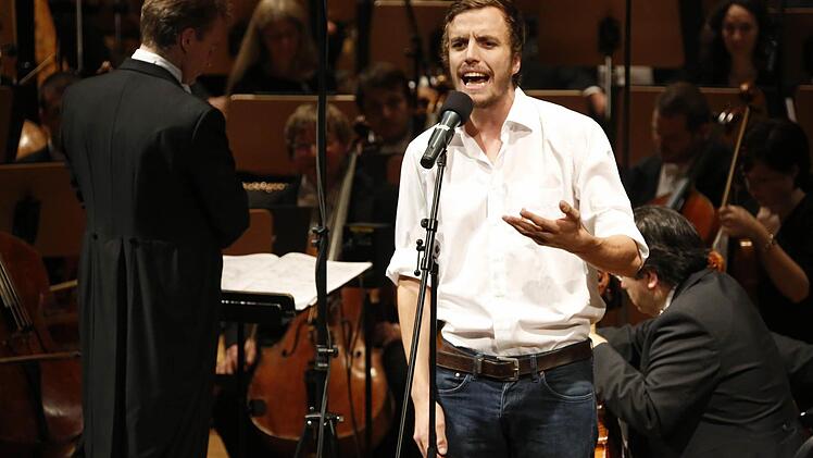 Max Kennel, der Gewinner der vorjährigen Slam-Symphonie Foto: M. Hoch