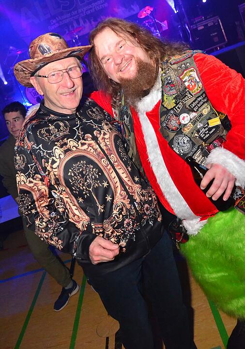 Mit ALLSTAR live auf der B&uuml;hne und Ph&auml;t J&auml;nnys H&ouml;use als Vorband!