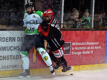 Nach dem 4:2-Heimsieg gegen den TEV Miesbach haben die Höchstadt Alligators das zweite Spiel der Best-of-five-Serie am Sonntag in Oberbayern mit 2:5 verloren.  Foto: Picturedreams