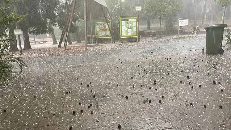 Gewitter in Franken: Über 500 Einsätze der Feuerwehren