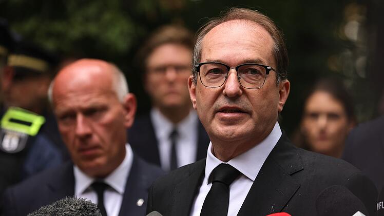 Bundesinnenminister Alexander Dobrindt ist &uuml;berzeugt: "Pr&auml;ventivhaft f&uuml;r Gef&auml;hrder ist zwingend notwendig."