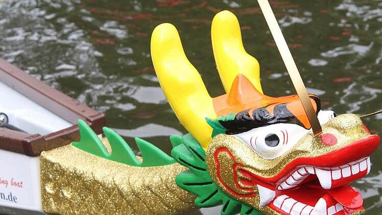 Drachenboote auf dem Weißen Main. Foto: Sonja Adam