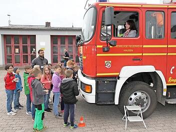 DAC Grundschule Hausen: Die Kinder bei der Verkehrssicherheitsaktion des ADAC Nordbayern.  Foto: Mathias Erlwein