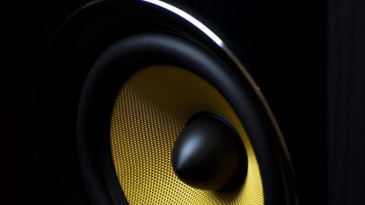 Ein Mann hat in Coburg ein Mehrfamilienhaus mit lauter Musik beschallt. Die Belehrung durch die Polizei brachte den Ruhest&ouml;rer nur kurz zur Vernunft. Symbolfoto: Pixabay