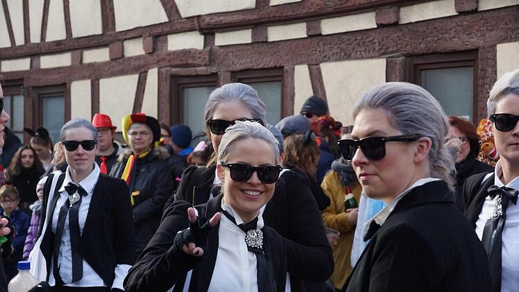 Karl Lagerfeld gibt sich modisch.Foto: Arkadius Guzy