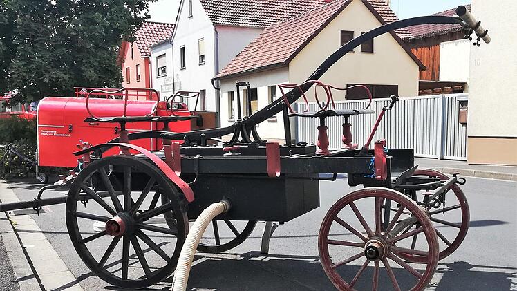 Impressionen von der Ausstellung historischer Löschfahrzeuge und Gerätschaften zur 140-Jahr-Feier der Feuerwehr Reichenbach. Foto: Sigismund von Dobschütz