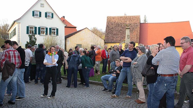 Das Warten auf das Ergebnis zog sich hin