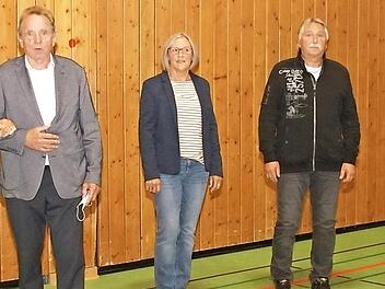 Auch einige der treuen Seelen, die dem Verein bereits 60 Jahre die Stange halten, waren gekommen. Monika Reinlein (Zweite von links) blickt sogar auf 70 Jahre Mitgliedschaft zurück.