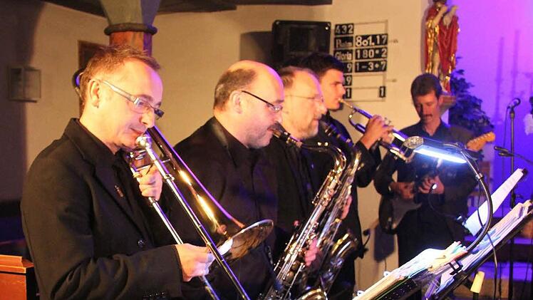 Als echte Könner entpuppten sich die Musiker von Main Line Double B. Foto: Sonja Adam