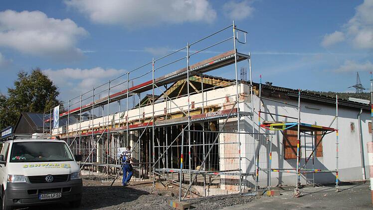 Hier entsteht die neue Filiale des Drogeriemarktes Müller. Das Gebäude, in dem früher der Netto-Markt war, wird umgebaut. Foto: Alexander Hartmann