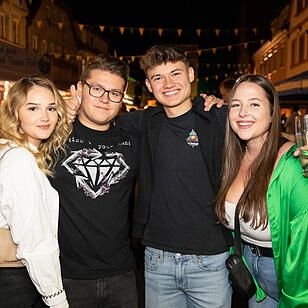 Ein Wochenende voller Spaß, Musik und Unterhaltung!