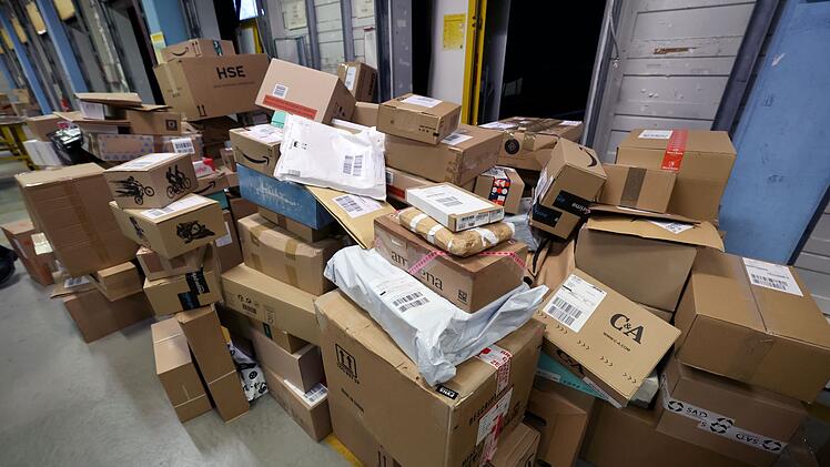 Hochbetrieb beim Post-Paketdienst