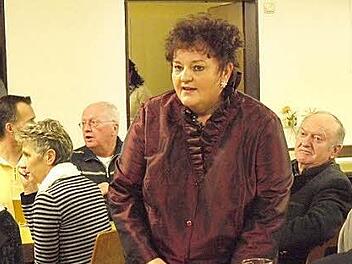 Manuela Koller aus dem Kreisverband Regensburg-Land sprach von Großhirnschmalz und Großkopferten.  Fotos: Lp