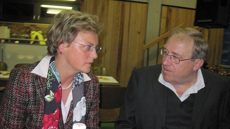 2010 war Monika Hohlmeier (Europaabgeordnete) zum 40-jährigen Gründungsfest des CSU Ortsverbands Thundorf mit  Philipp Bauernschubert. Foto: Irene Bauernschubert