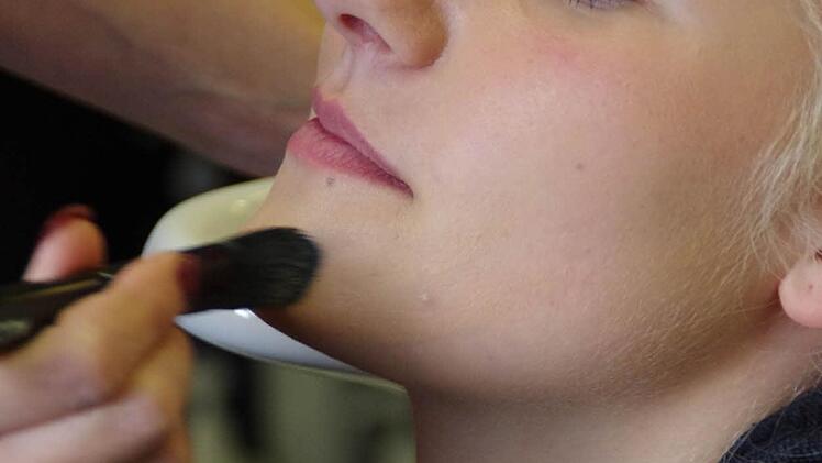 Friseurtermin für das Kronacher Christkind. Foto: Marco Meißner