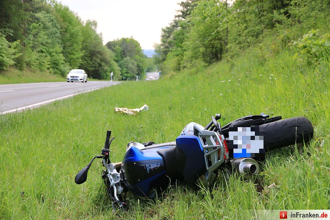 Unfall zwischen Bamberg und Pödeldorf: Motorradfahrer verletzt