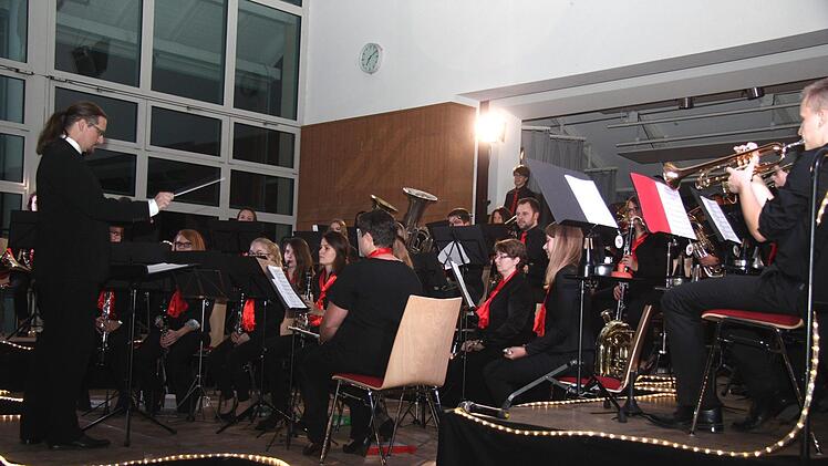 Matthias Uri mit dem Hauptorchester