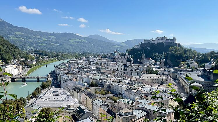 Ausblick vom Mönchsberg auf Salzburg