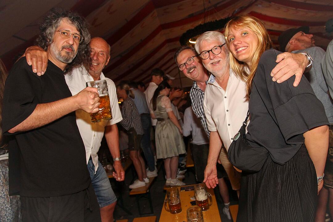 Frontal Party Pur feierte ihre Premiere bei der Bierwoche.