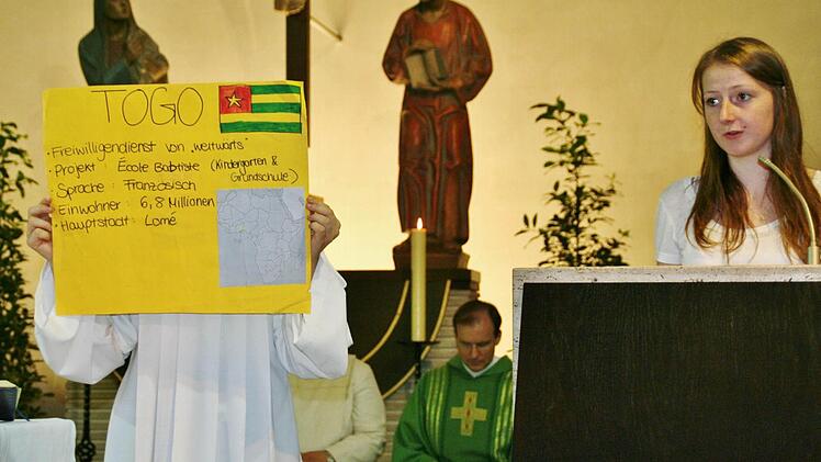 Lea Hillenbrand stellt ihr Projekt in Togo vor. Foto: Werner Vogel