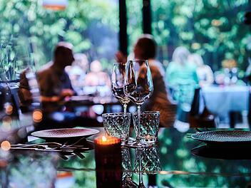 Ein Wirt in NRW verlangt "Eintrittsgeld" von seinen Gästen - wegen der gestiegenen Kosten.