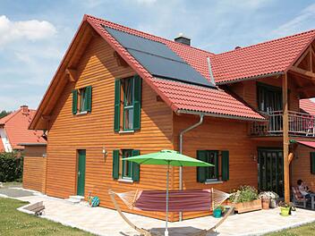 Kulmbach: "Zimmerei Heinz Konrad" erlebt Holzpreisexplosion - "kein Ende in Sicht"