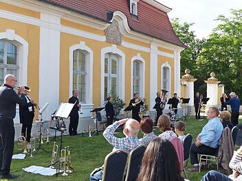 Das Konzert im Rosengarten von Schloss Thurn  Foto: Pauline Lindner