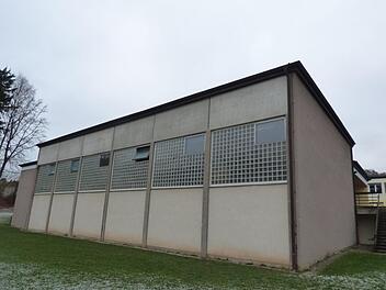 Die alte Turnhalle in Gößweinstein, die schon bald abgerissen werden soll Foto: Thomas Weichert