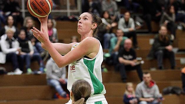 Tanja Lehnert mischte mit im Trikot der DJK Brose, obwohl sie nicht fit war. Foto: sportpress