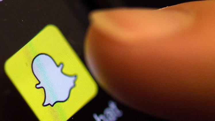 Mehrere Millionen Menschen nutzen in Deutschland täglich den Messaging-Dienst "Snapchat". Symbolfoto: Patrick Seeger/dpa