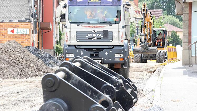 In der Ortsdurchfahrt von Mitwitz wird gebaut.  Foto: Friedwald Schedel