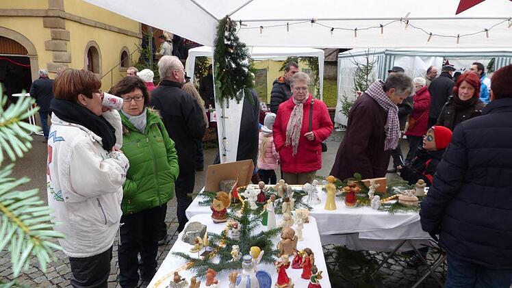 Weitere Impressionen vom Rugendorfer Weihnachtsmarkt. Foto: Klaus-Peter Wulf