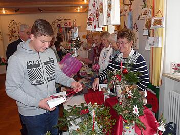 Auf dem Basar in Muggendorf Foto: Paul Pöhlmann