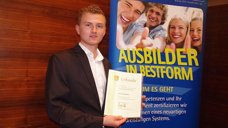 Jonas Zwosta ist "Bayerischer Meister" in seinem Beruf. Foto: Heike Schülein