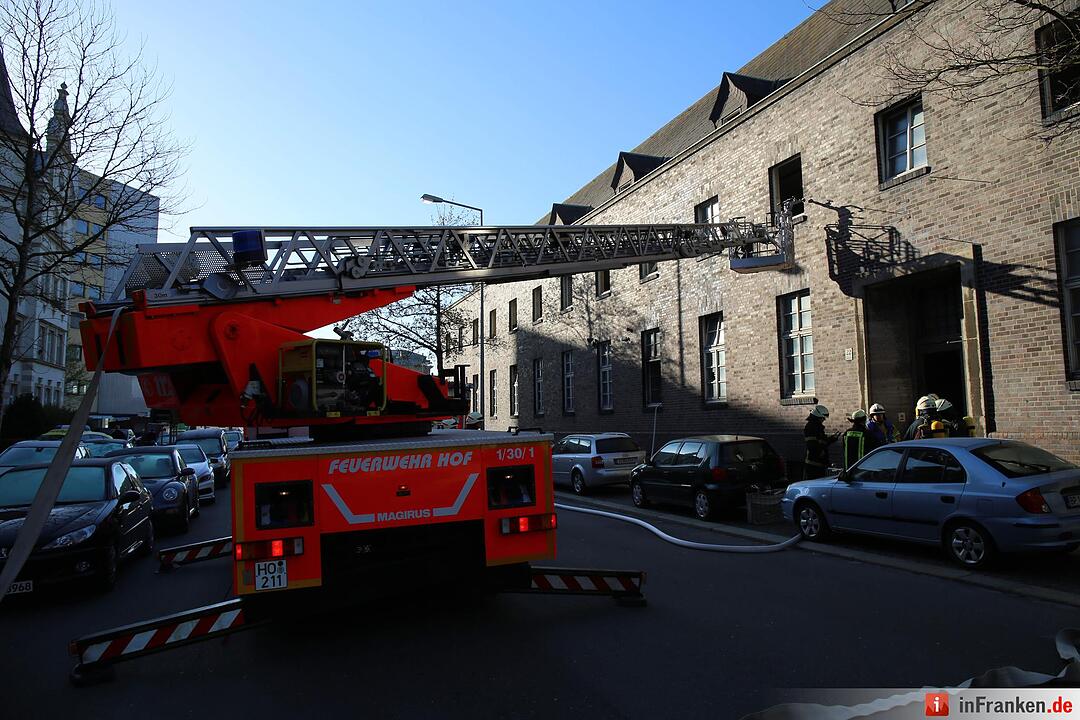Brand im ehemaligen Postgebäude in Hof