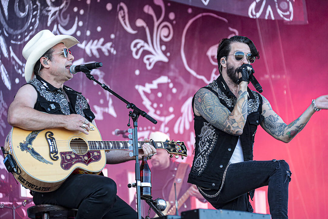 Rock im Park 2019: Die Country-Rocker von The BossHoss heizen der Menge ordentlich ein