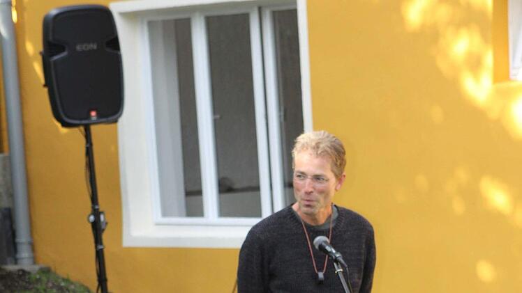 Ideengeber Volker Ullenboom fühlt sich seit zwei Jahren in Nordhalben sehr wohl. Foto: Michael Wunder