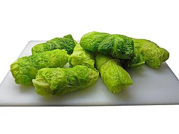 Vegane Spitzkohlrollen sind auch in der Low-Carb K&uuml;che beliebt.