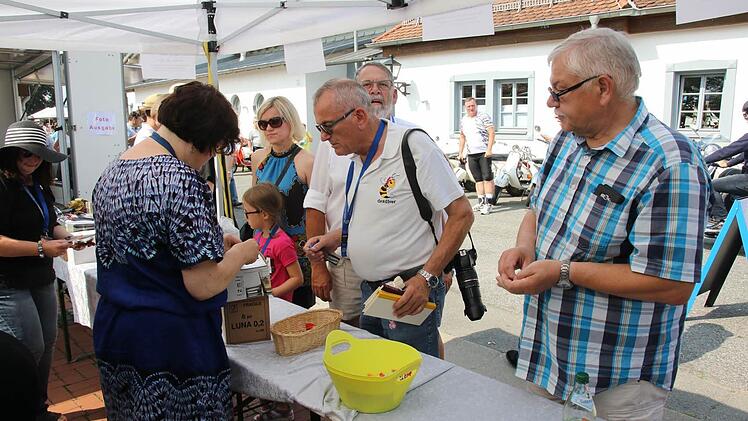 Vespa-Treffen im Itzgrund Foto: Michael Stelzner